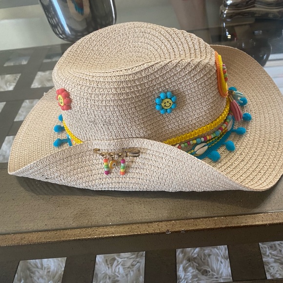 Straw hat - Picture 4 of 9